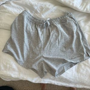 Outdoor Voices Sunday Short